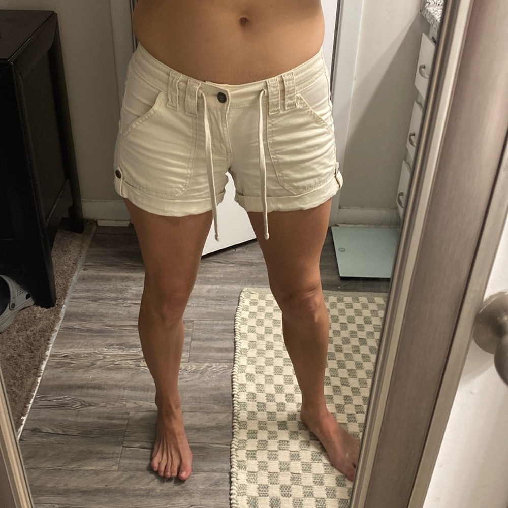 A little too small for me, elastic waist helps but still not right